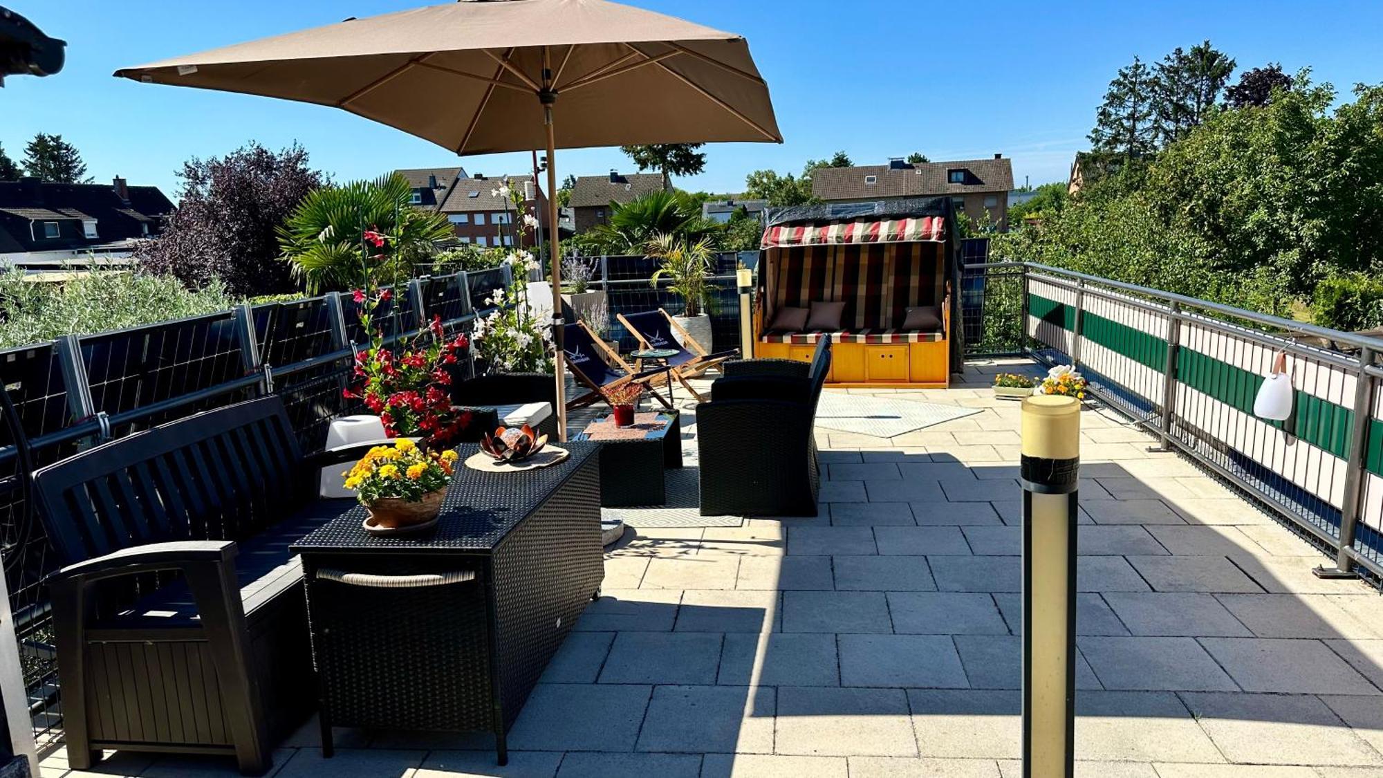 Traveller Awards 2025 - Nordeifel Fw 75 M2 Mit 50 M2 Terasse- Thermen-Badewelt, Phanasialand, Koeln, Bonn, Eifelwanderung Oder Nur Mal So Zum Entspannen Euskirchen Esterno foto