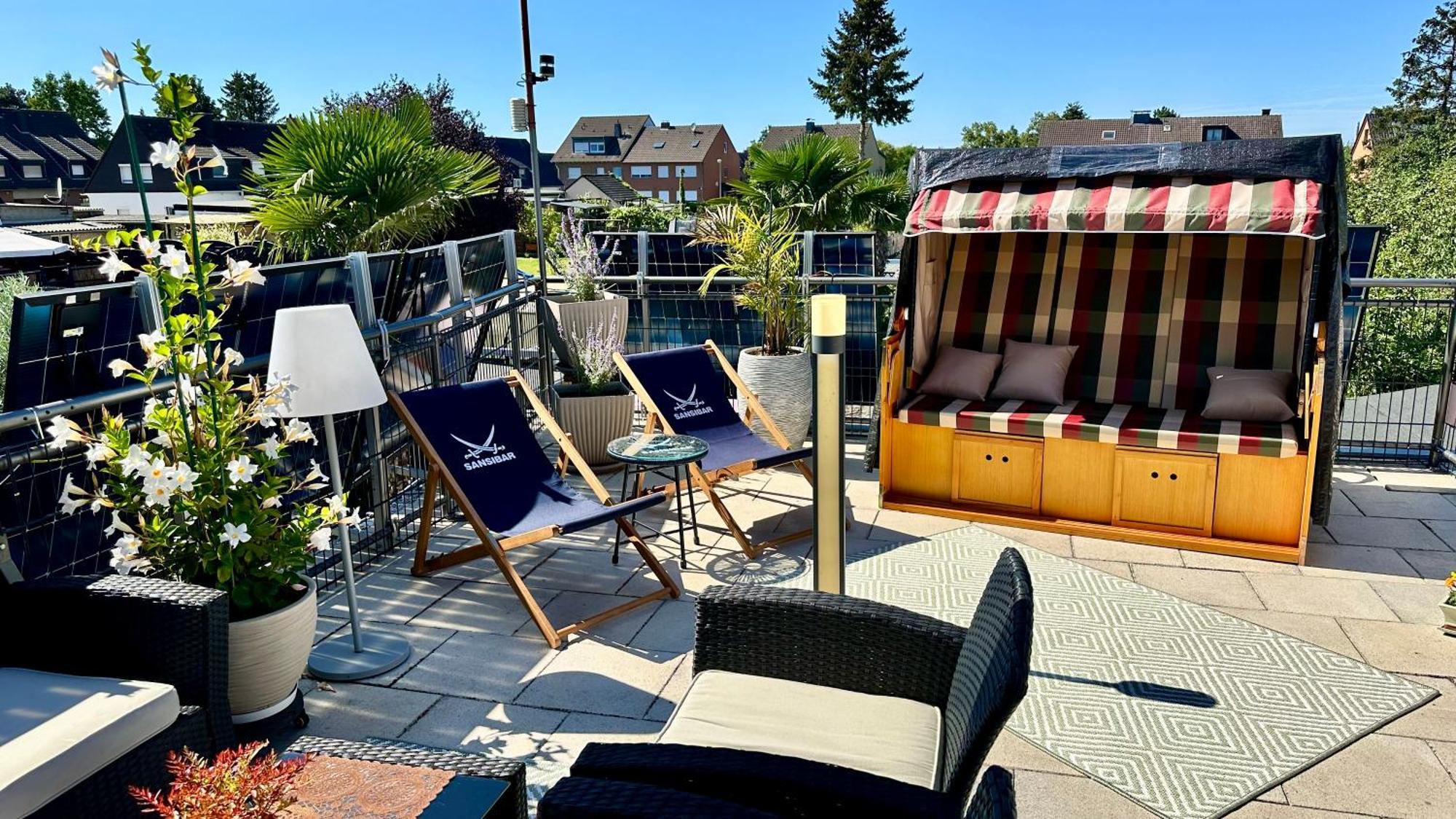 Traveller Awards 2025 - Nordeifel Fw 75 M2 Mit 50 M2 Terasse- Thermen-Badewelt, Phanasialand, Koeln, Bonn, Eifelwanderung Oder Nur Mal So Zum Entspannen Euskirchen Esterno foto